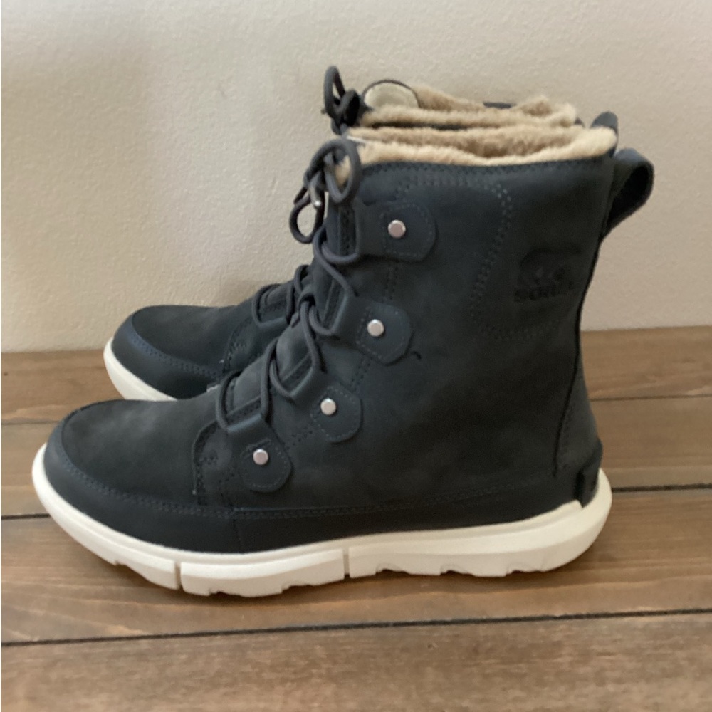 Explorer II Joan Faux Fur WP [Grill/Fawn]